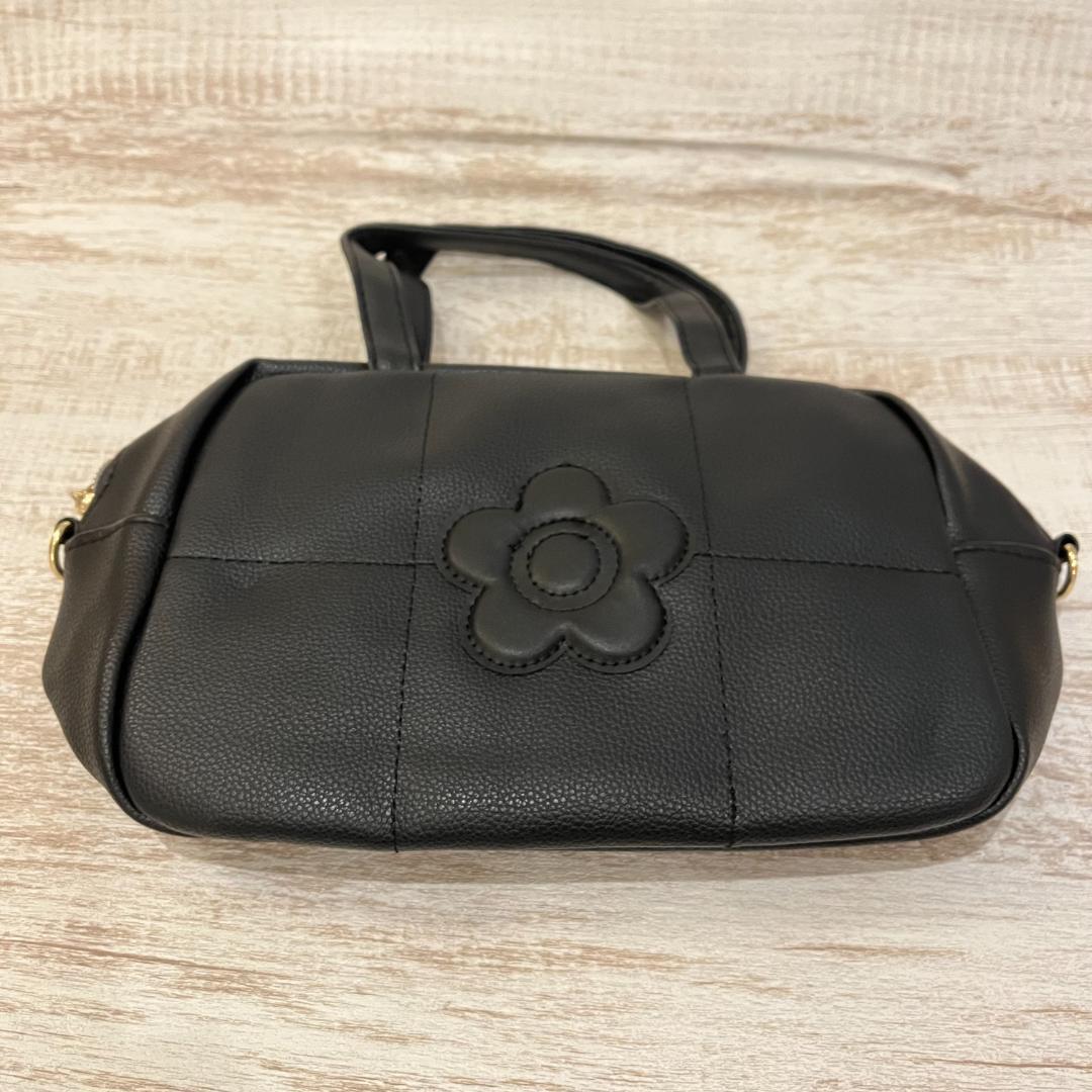 【新品未使用】MARY QUANT キルティング風 2Wayショルダーバッグ_画像9