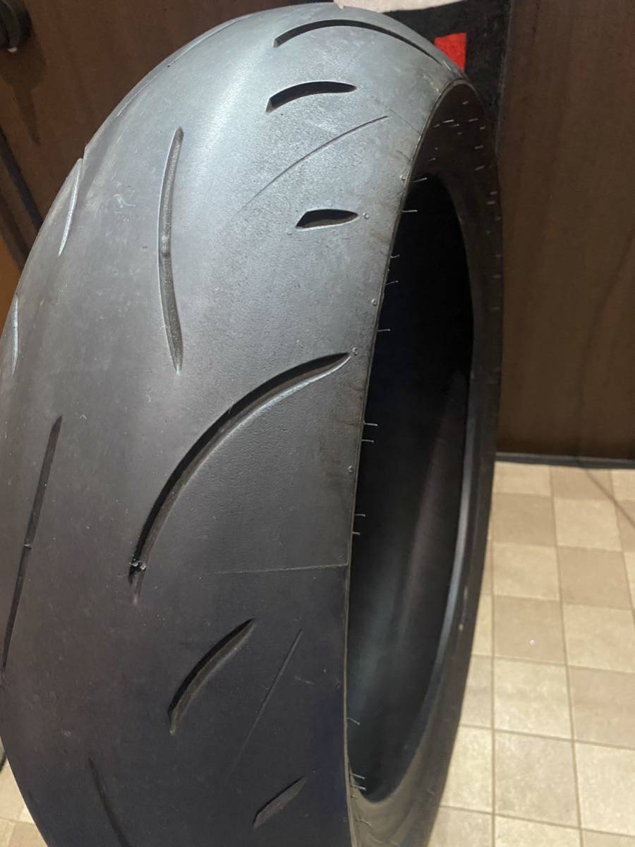 中古MCタイヤ 2021年製造 DUNLOP SPORTMAX D214 180/55ZR17 ダンロップ スポーツマックス 180 55 17 0121 K4370_画像4