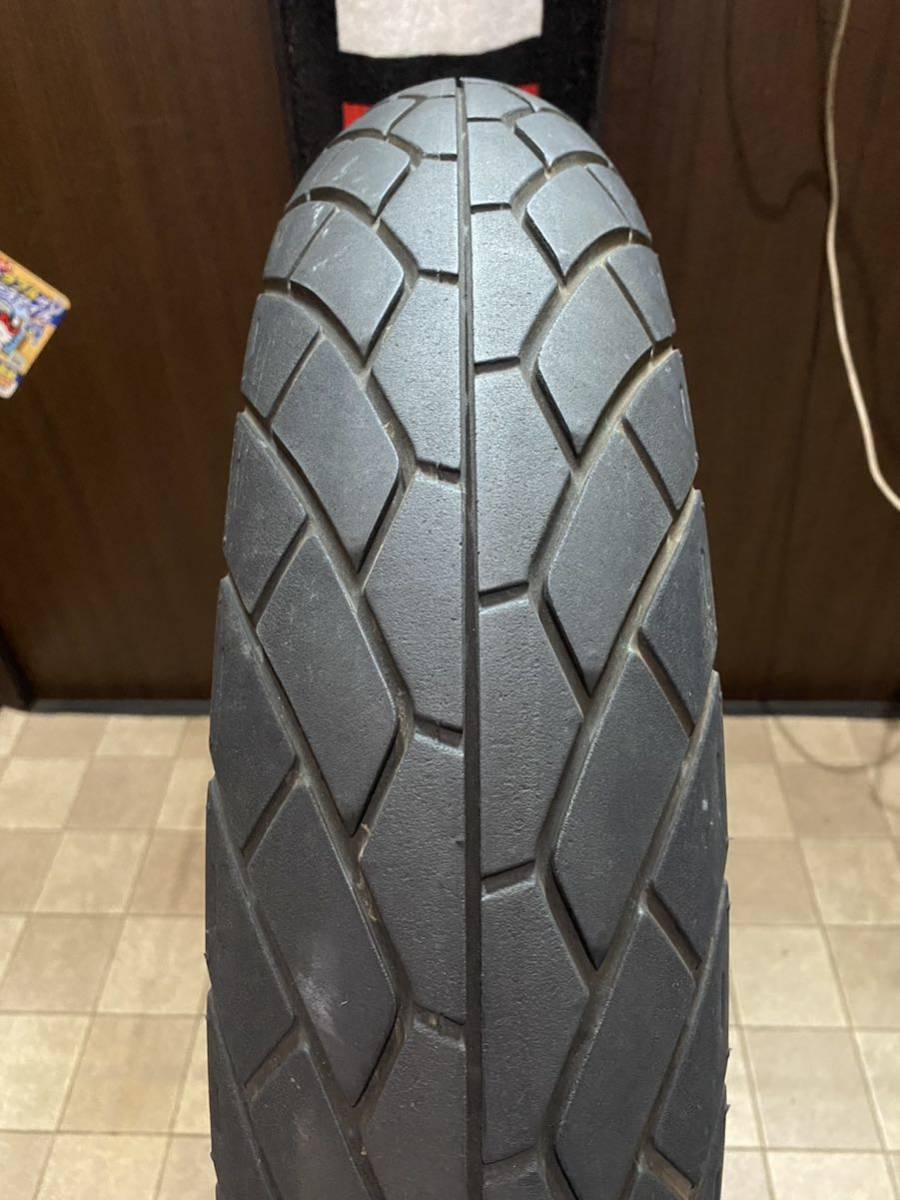 中古MCタイヤ 2023年製造 BRIDGESTONE EXEDRA G547 120/70-17 パンク品・現状渡し ブリヂストン エクセドラ 120 70 17 0223 K4466_画像1