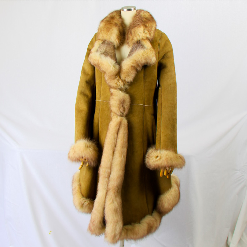 * gorgeous . fox trim Britain Ram mouton coat k real fur lady's outer *