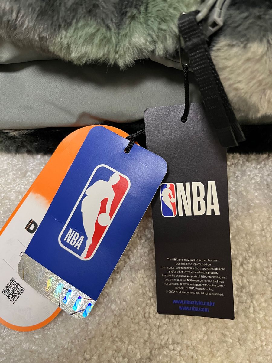 韓国限定　NBA レイカーズ　ダウン　 ジャケット　アウター　 ミリタリー 迷彩 アメリカ 古着　2way