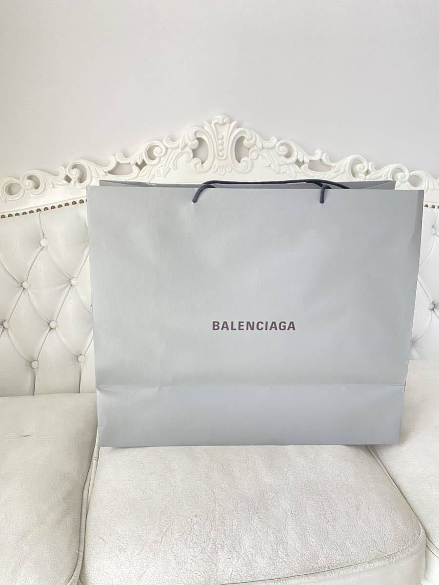 正規品 BALENCIAGA ショッパー 横53.5cm縦46cm バレンシアガ ショップ袋 紙袋 1枚の出品_画像3