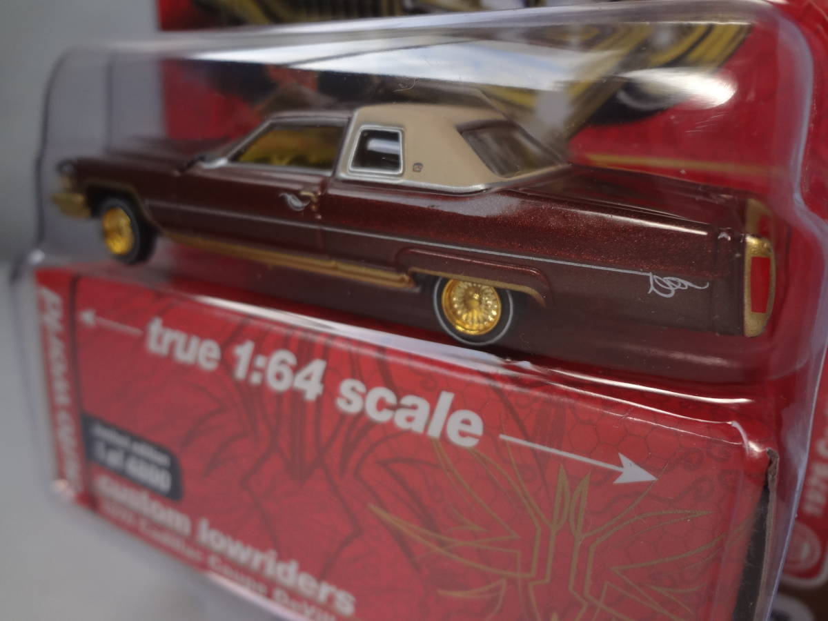 AutoWorld　オートワールド　1/64　1976 Cadillac Coupe Deville　キャデラック クーペデビル　ゴールドホイール_画像4