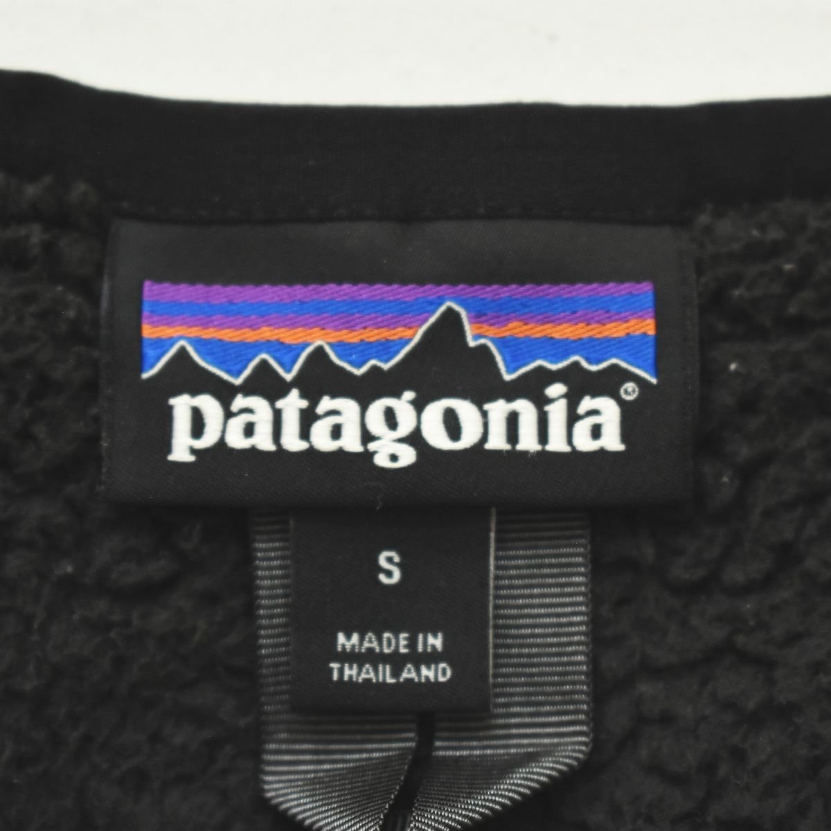 ★様々なシーンに対応! 21年製 パタゴニア patagonia ボアフリース ベスト ジャケット S 黒★アウトドア インナー メンズ 古着 25927FA21★_画像4