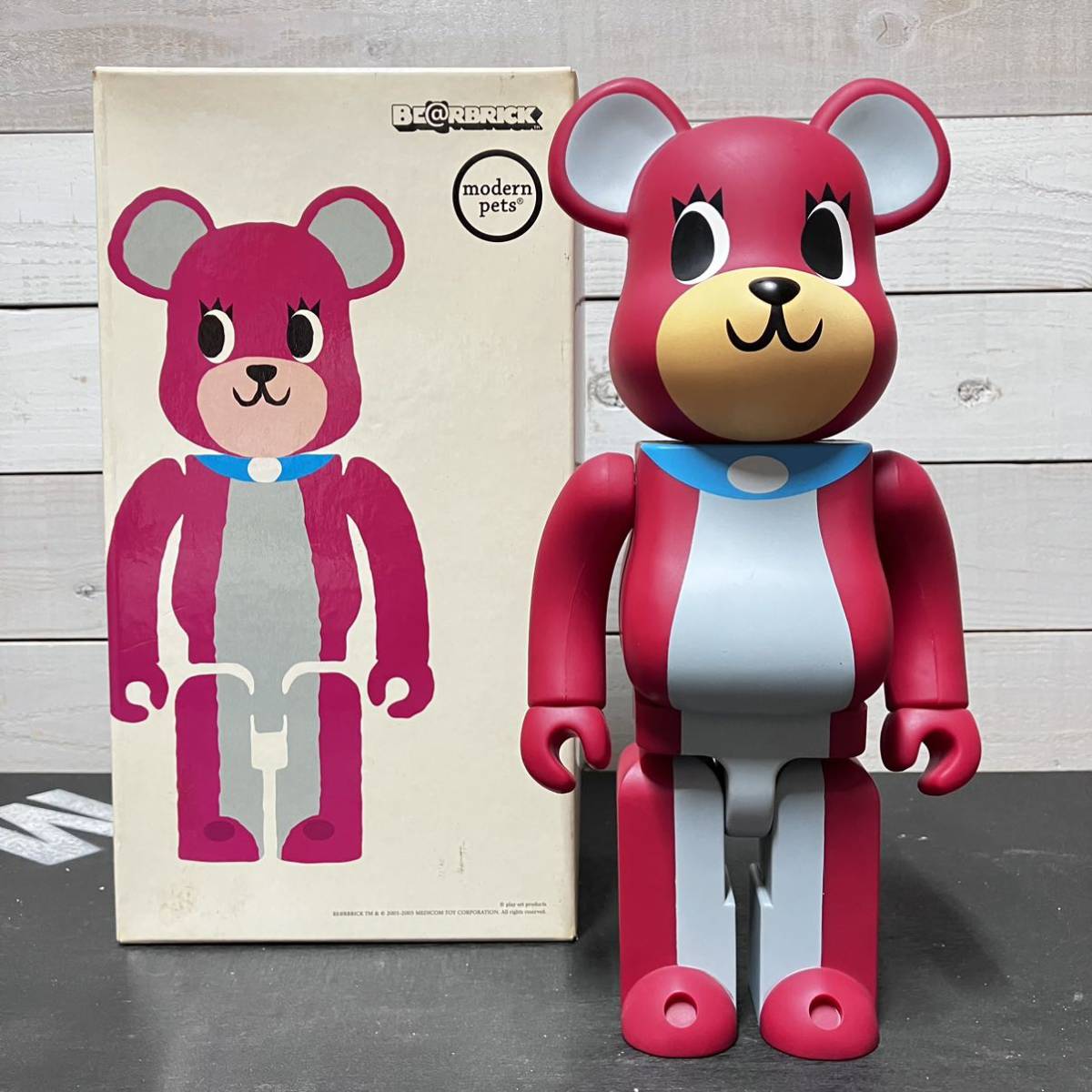 BE@RBRICK 400% DREAMING DOG PLAY SET PRODUCTS MEDICOMTOY 2005 ベアブリック ドリーミング ドッグ メディコムトイ _画像1