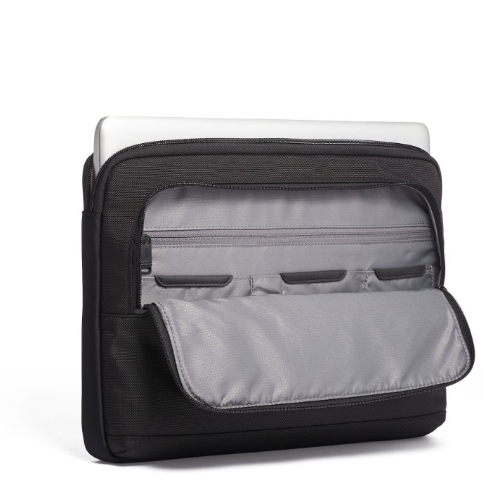 日本未発売　TUMI トゥミ ALPHA Large Laptop Cover ラップトップカバー 1172561009　本物をお届け!!_1172561009　本物をお届け!!