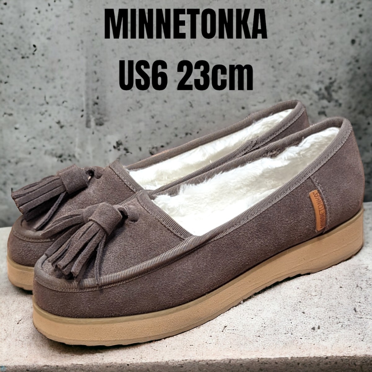 冬物40％OFF 最終価格　MINNETONKA ミネトンカ 23cm タッセルスリッポン 内側モコモコ素材　ローファー　スウェード　レディース　モカシン_画像1