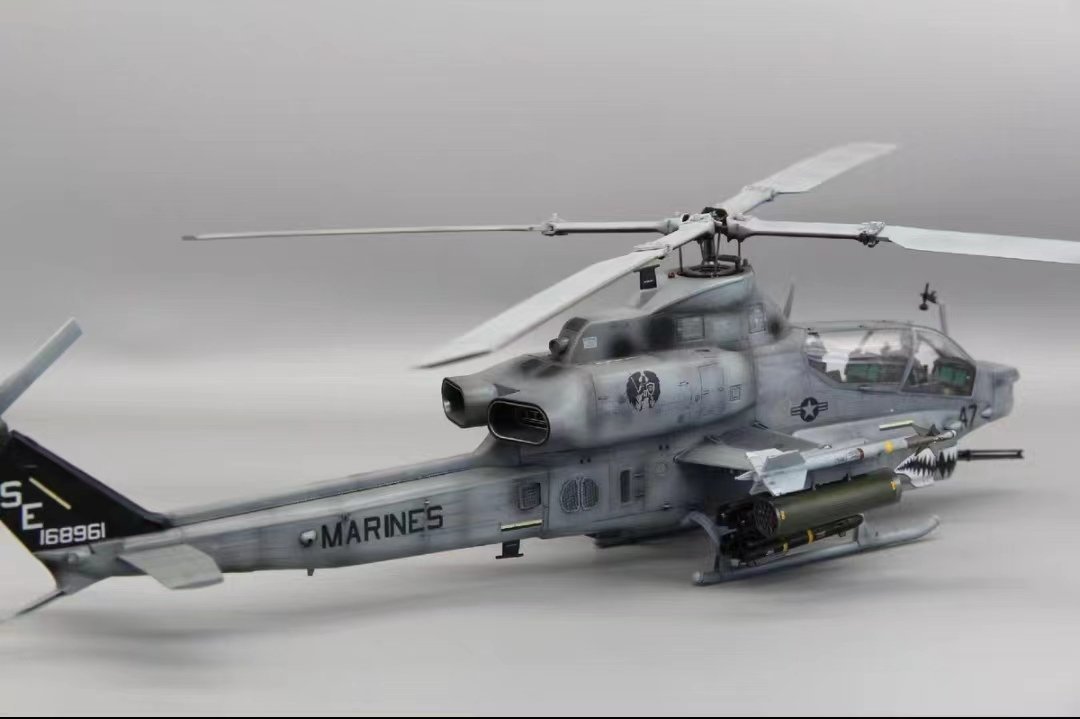 1/48 アメリカ陸軍 AH-64 アパッチ 攻撃ヘリコプター 組立塗装済完成品_画像6