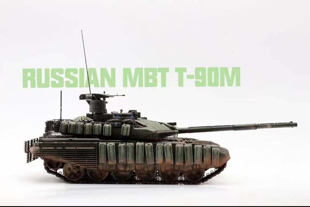 1/35 ロシア連邦軍 主力戦車T-90M 組立塗装済完成品_画像4