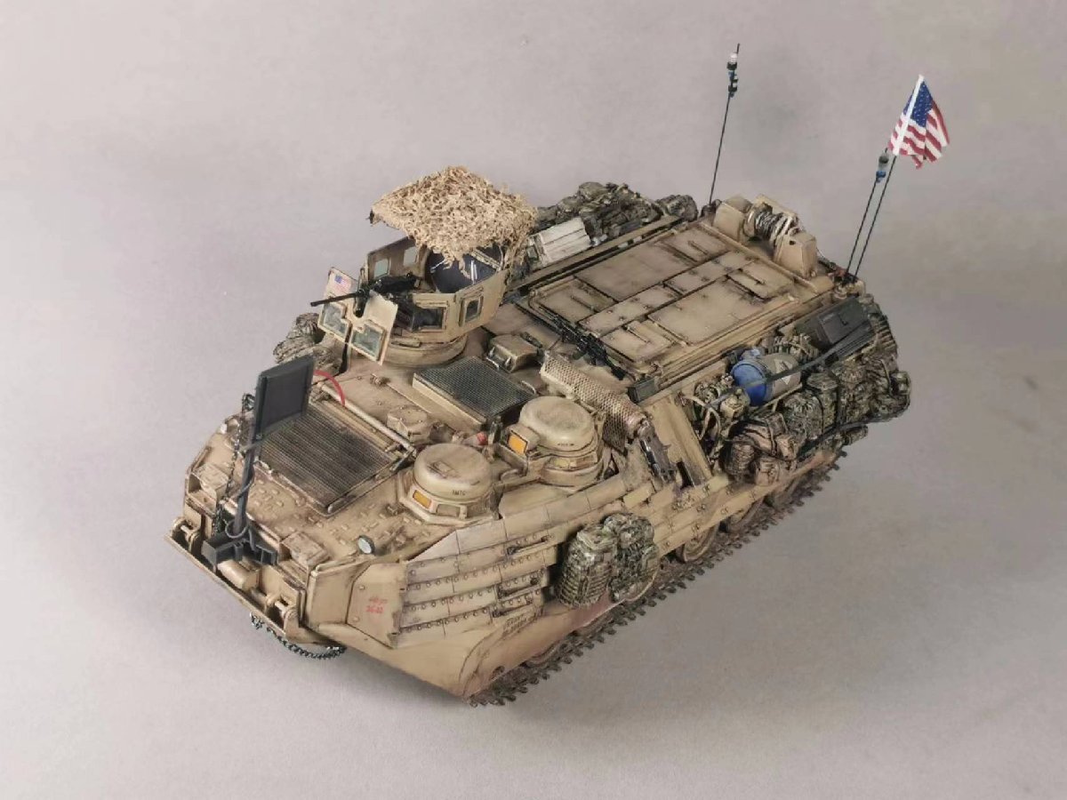 1/35 the US armed forces water land both for car aav7-2 inside part structure modified painted final product 