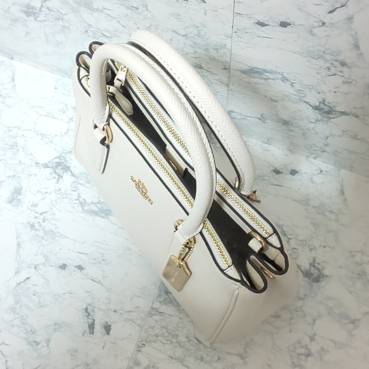 新品同様】COACH コーチ 2wayミニショルダーバッグ ハンドバッグ 新品同様】COACH コーチ 2wayミニショルダーバッグ ハンドバッグ