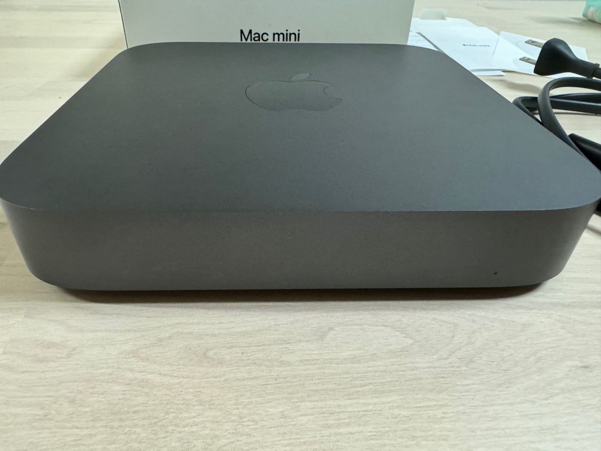 APPLE Mac mini 2018 128GB RAM 8GB MRTR2J A