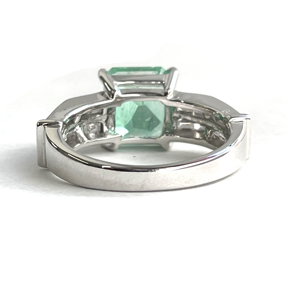 [ used ]K18WG emerald diamond fashion ring E2.51ct D0.73ct 5.6g 12.5 number 