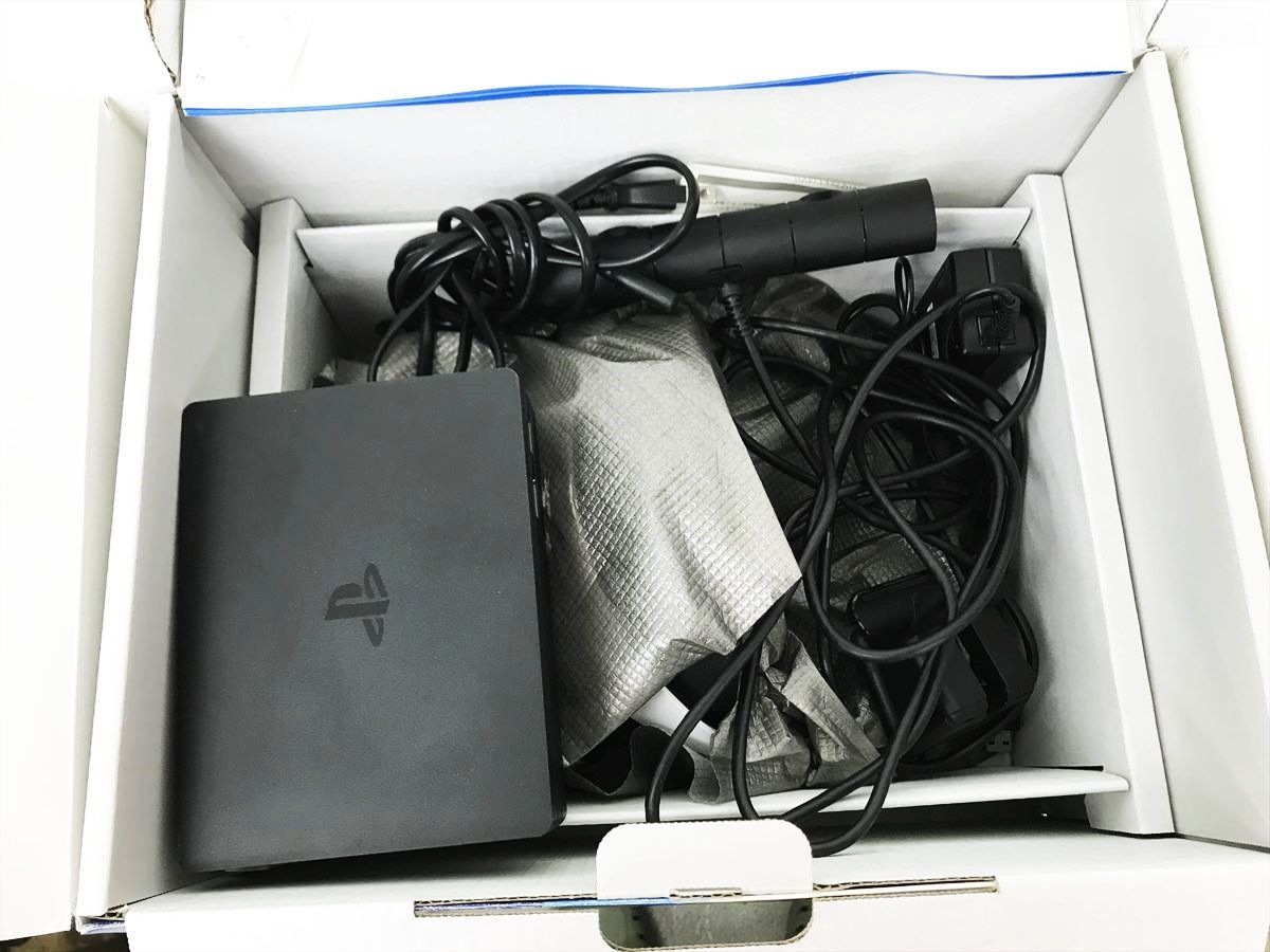 【1円】SONY PlayStation VR 本体 ヘッドセット カメラ同梱版 PS4 PSVR CUH-ZVR2 未検品ジャンク 内箱一部なし DC06-969jy/G4_画像2