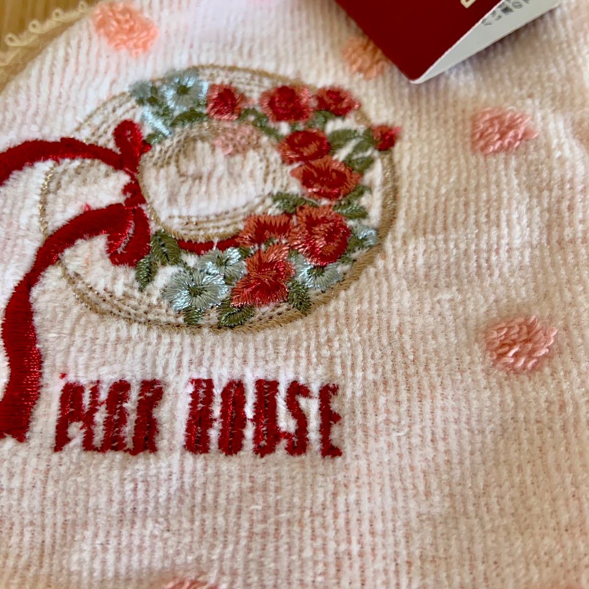 未使用 ピンクハウス PINK HOUSE タオルハンカチ 2枚セット 刺繍 未使用 ピンクハウス PINK HOUSE タオルハンカチ 2枚セット 刺繍