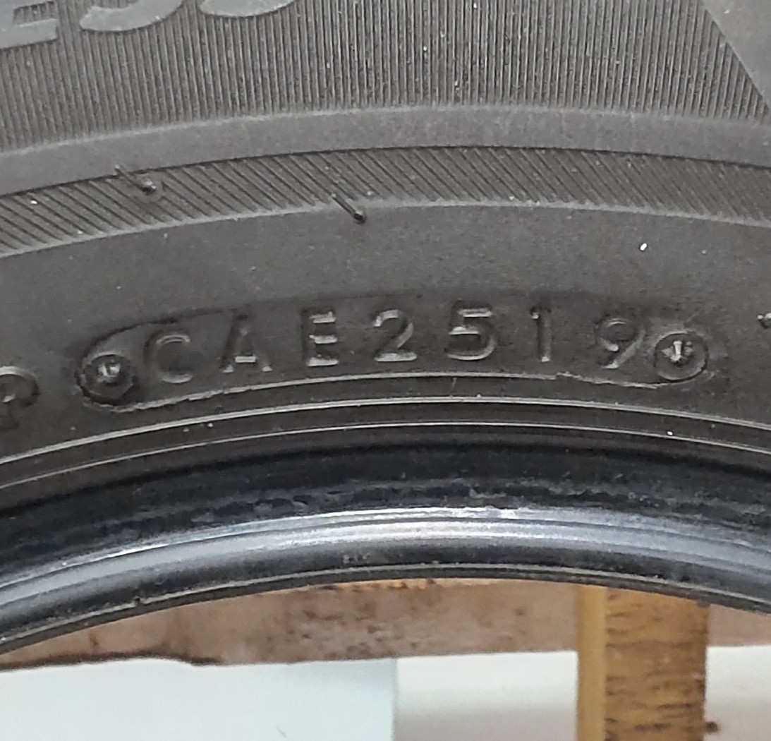 スタッドレス タイヤ 1本 2019年製 175/65R14 82Q BRIDGESTONE BLIZZAK VRX2 6.9 中古_画像9