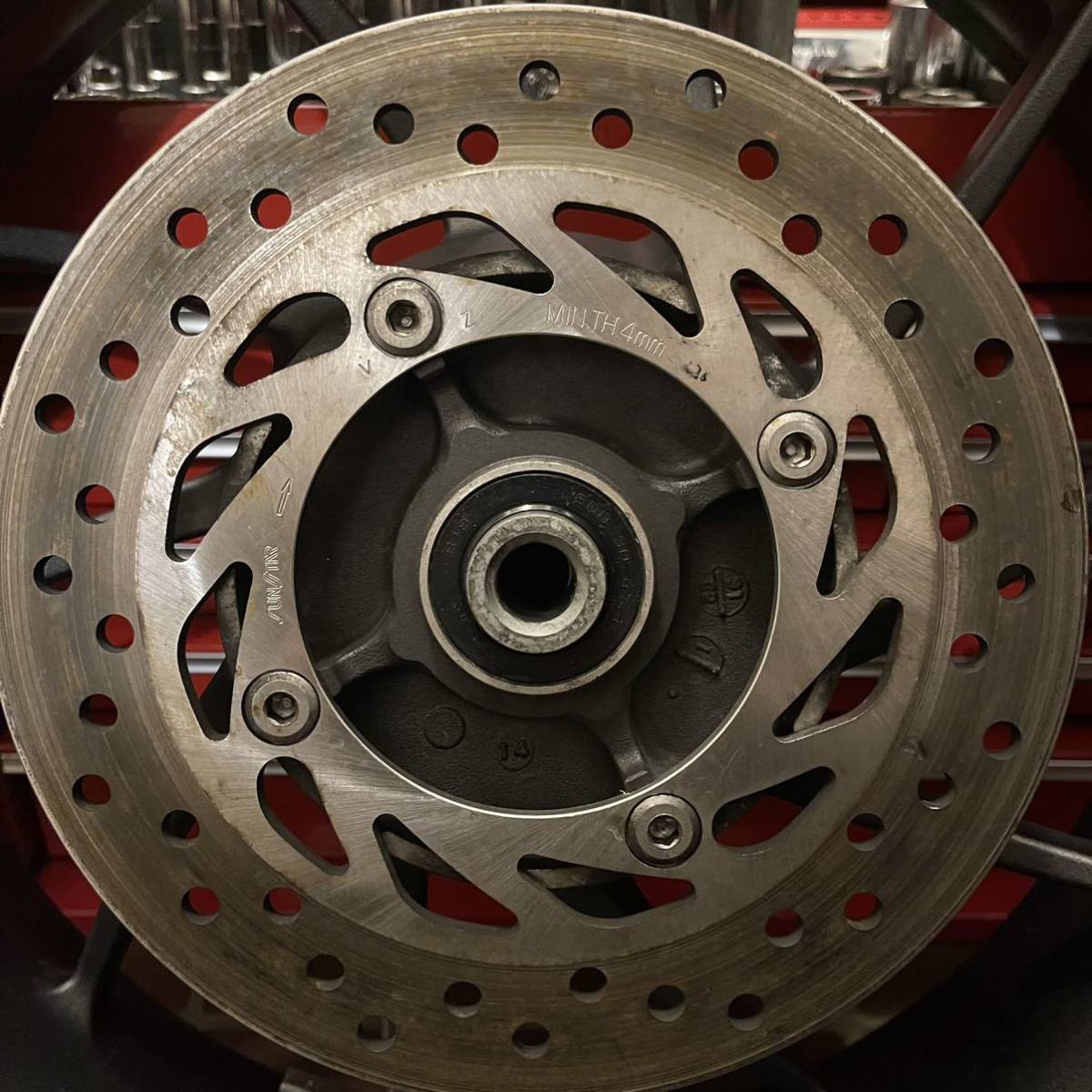 ホンダ CB400SF NC42 純正 リア ホイール タイヤ スプロケ CB ホンダ CB400SF NC42 純正 リア ホイール タイヤ スプロケ CB