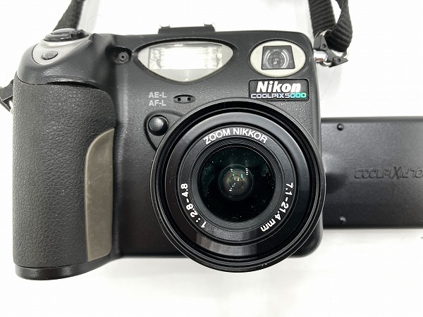 □OLYMPUS オリンパス SP-560UZ ☆動作OK 単三電池付 カード付/Nikon ニコン COOLPIX 5000 クールピクス デジカメ カード付 動作未確認□_画像2