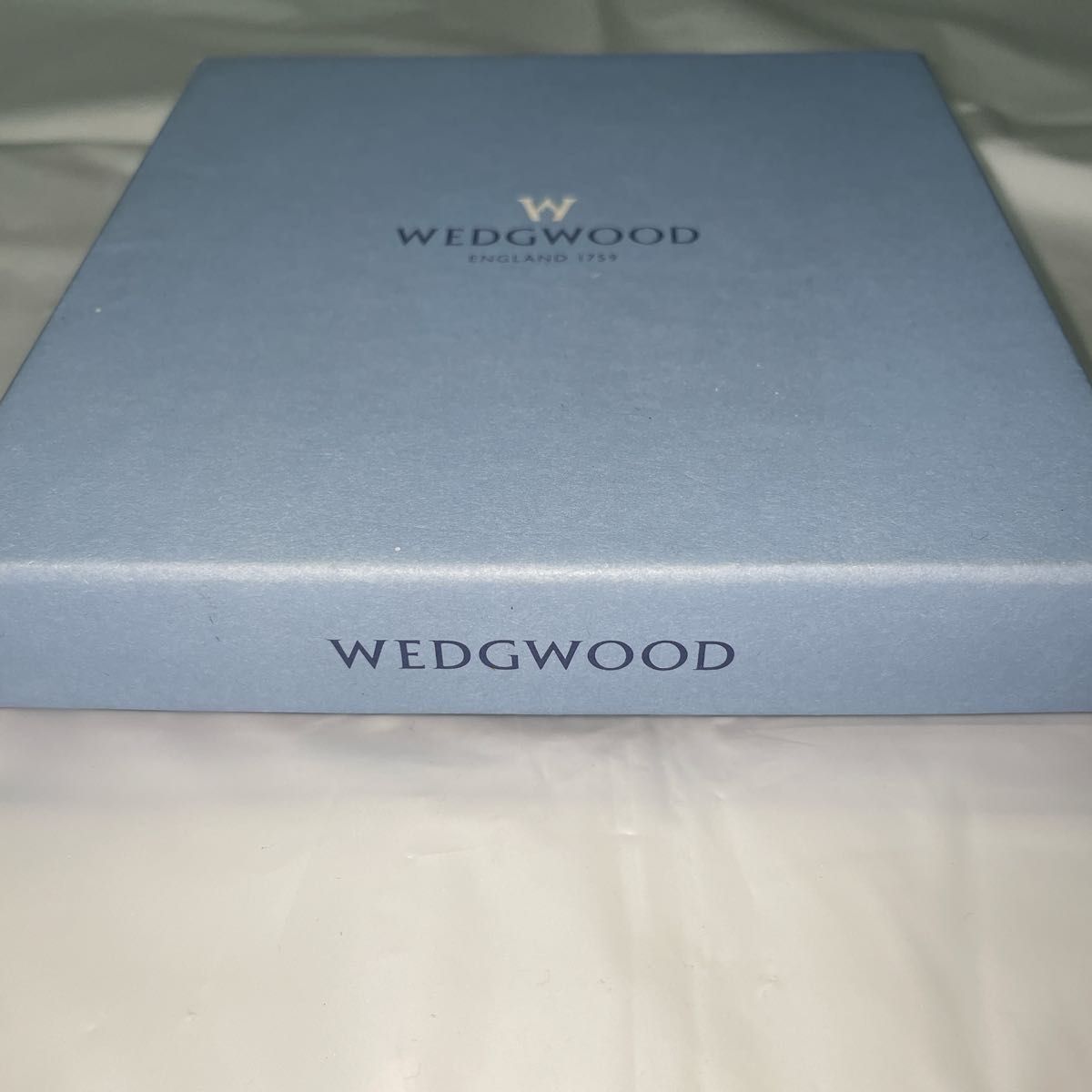 【新品未使用品】Wedgwood フォトフレーム フォトスタンド 写真立て