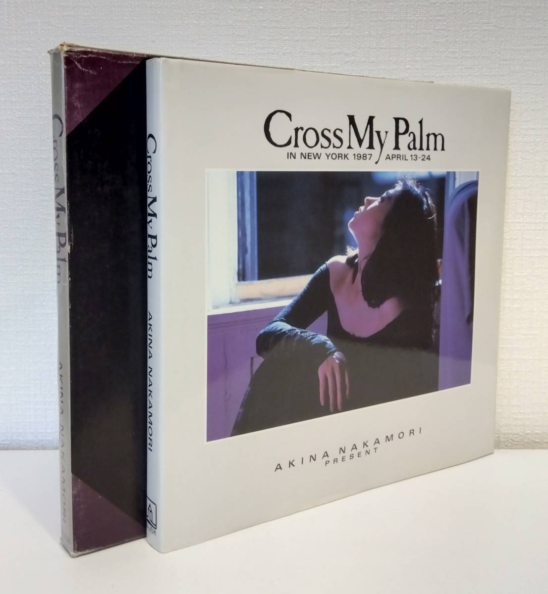 ■ 中森明菜写真集 Cross my palm : in New York 1987 April 13-24 ほんの木_画像1