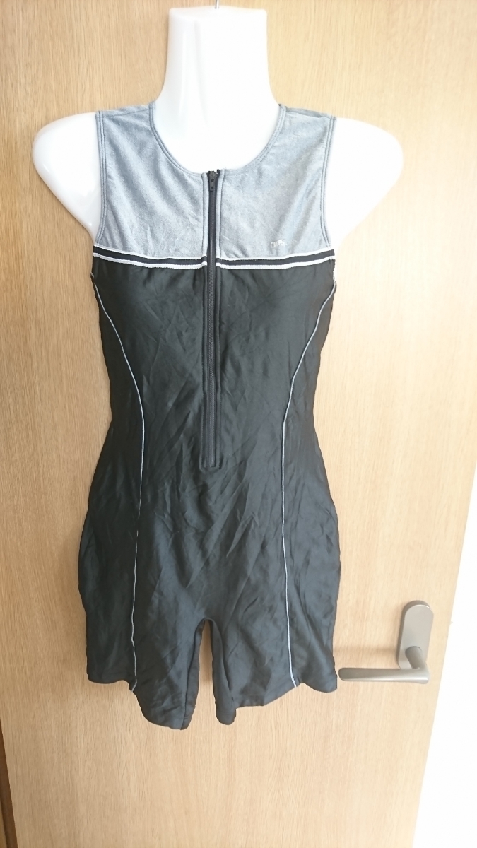 * with translation *arena* gray × black * swim suit * all-in-one * size L* corporation Descente *