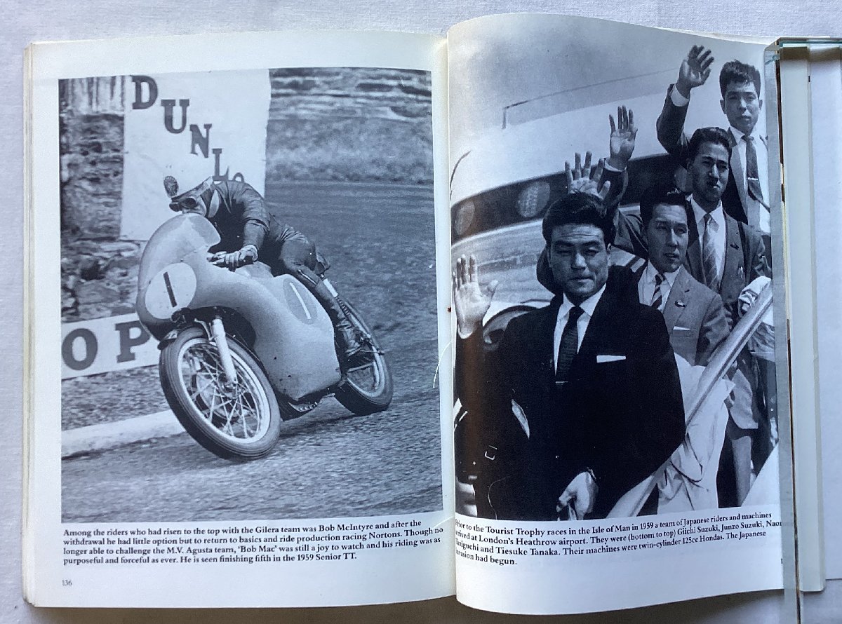 ★[68825・特価洋書 MOTORCYCLE ROAD RACING ] The 1950s In Photographs. ★_画像8