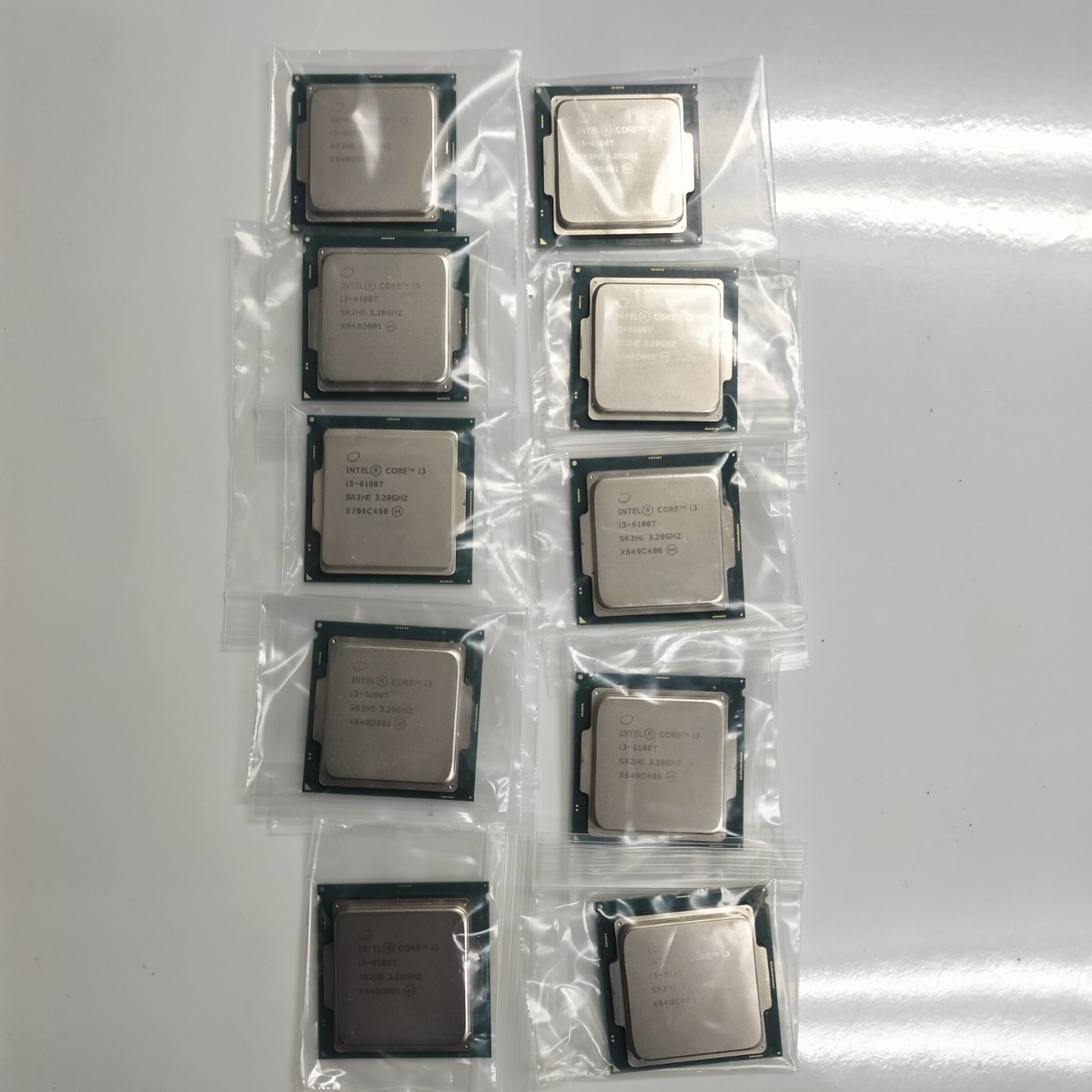 動作品　10枚セット　Intel CPU Core i3 6100T 3.20GHz SR2HE LGA1151 デスクトップ用 送料無料　_画像1