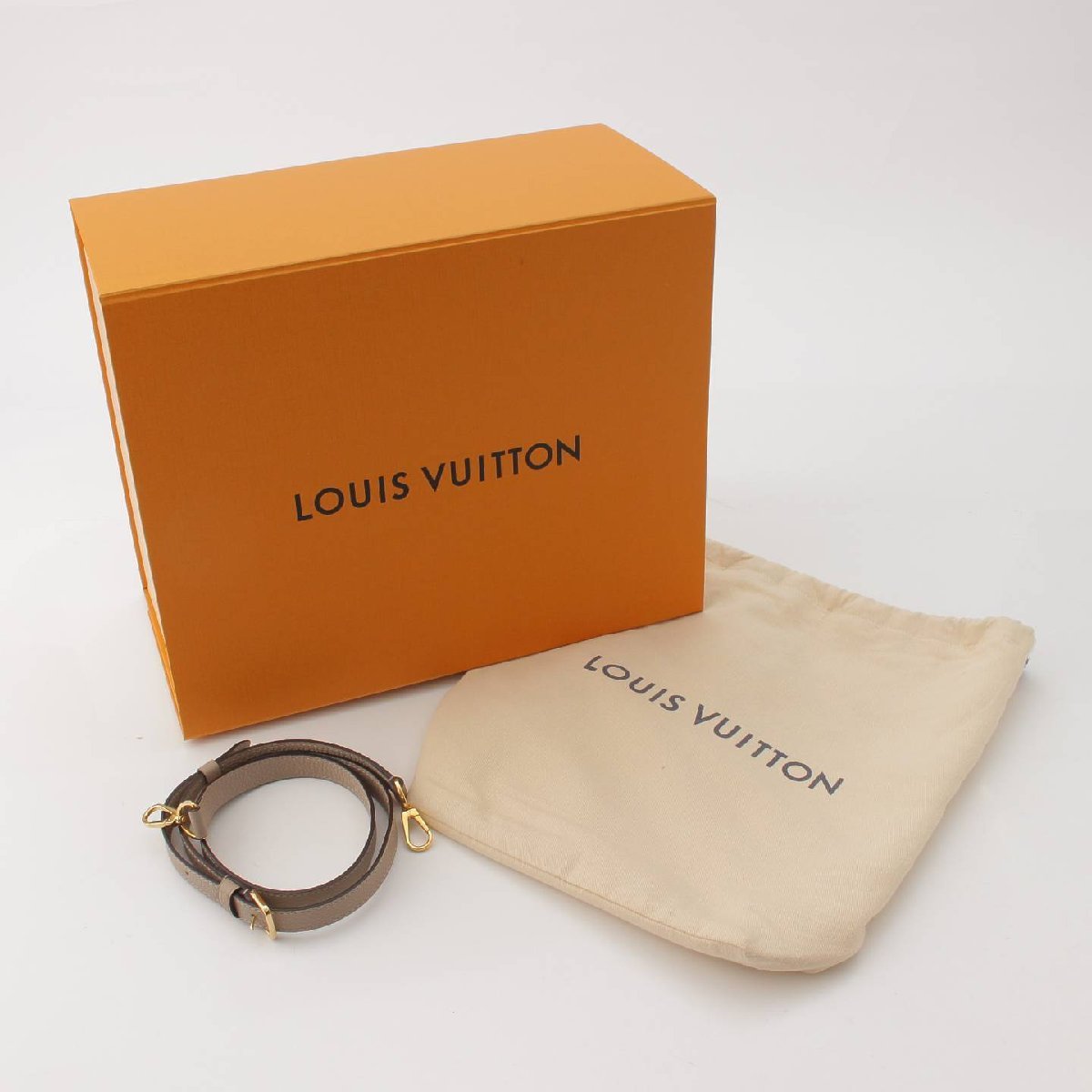 【ルイヴィトン】Louis Vuitton　カプシーヌBB トリヨンレザー 2WAYハンドバッグ M94634 ガレ 【中古】【正規品保証】195757_画像9