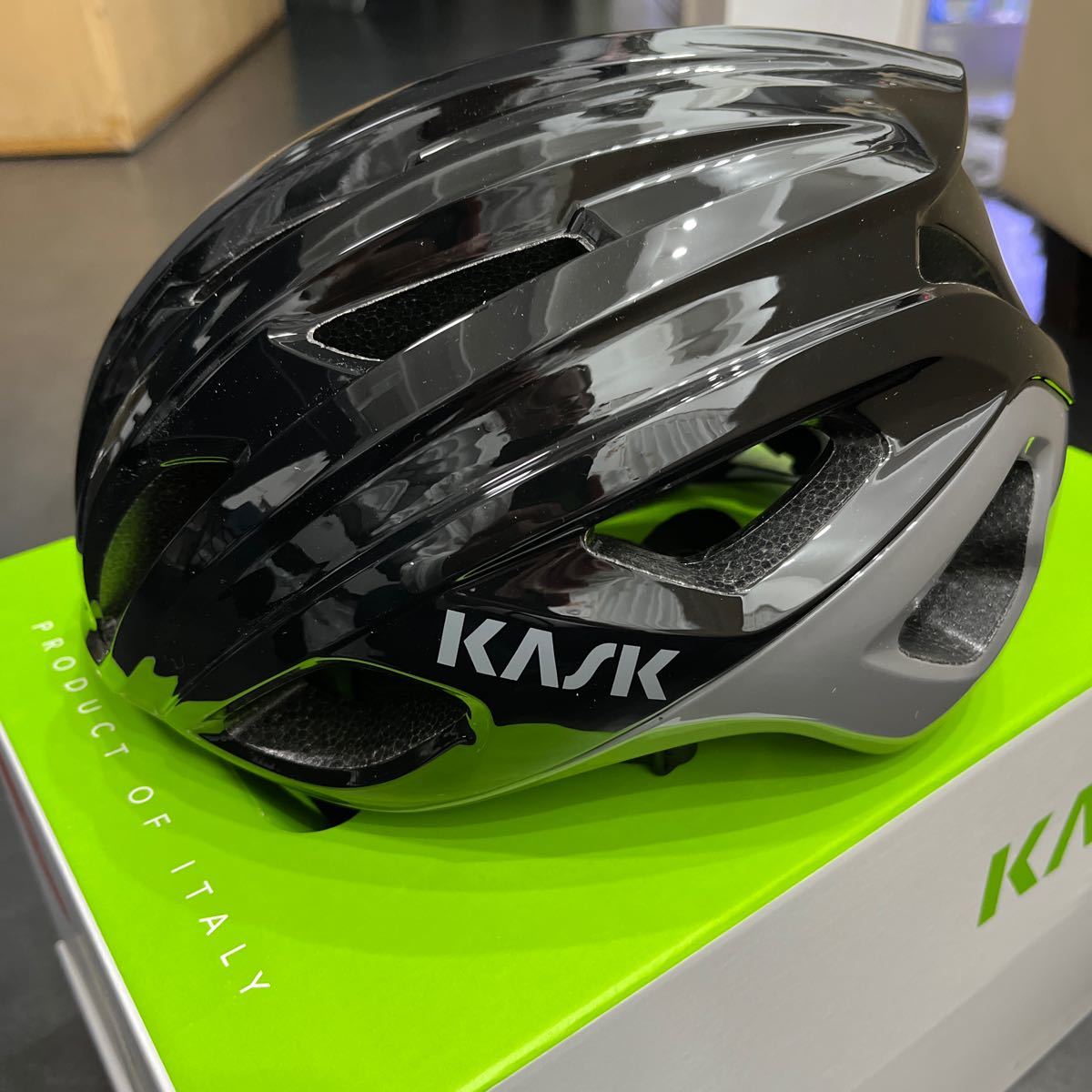 新品　国内正規品KASK MOJITO3 カスク モヒート3 ブラック　グレー　ヘルメット　自転車ロードバイク_画像2