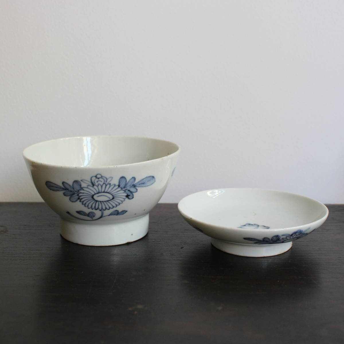 古伊万里 染付菊花紋蓋茶碗 蓋付飯茶碗 古民藝 民芸 古伊万里 染付菊花紋蓋茶碗 蓋付飯茶碗 古民藝 民芸