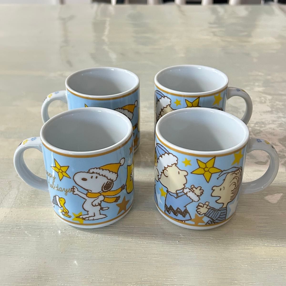 新品　SNOOPY スヌーピー　ホリデーマグカップ 4点　コーヒーマグ