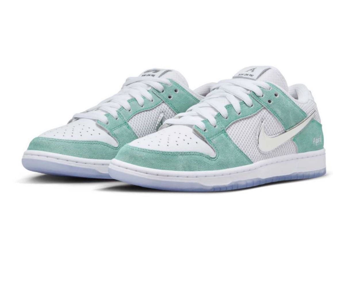 APRIL SKATEBOARDS×Nike SB Dunk Low Pro QS "White and Multi-Color"