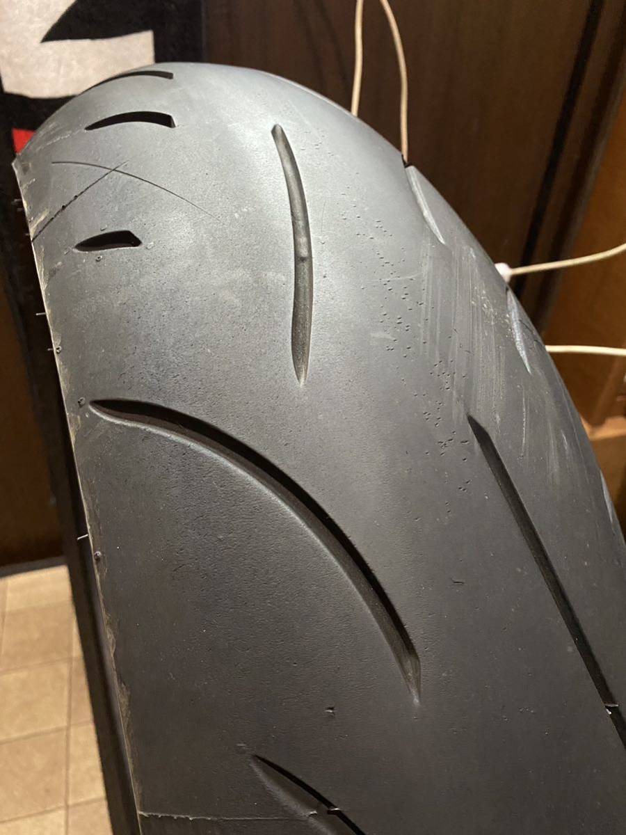 中古MCタイヤ 2021年製造 DUNLOP SPORTMAX D214 180/55ZR17 ダンロップ スポーツマックス 180 55 17 0321 A2837_画像3