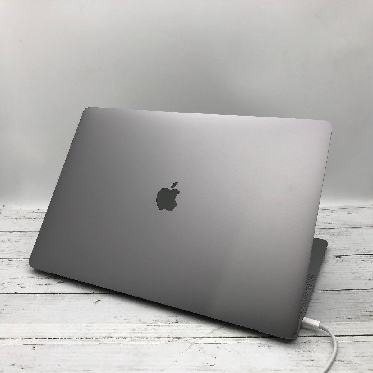 【難あり】 Apple MacBook Pro 16-inch 2019 Core i7 2.60GHz/16GB/512GB(NVMe) 〔B0218〕_画像7