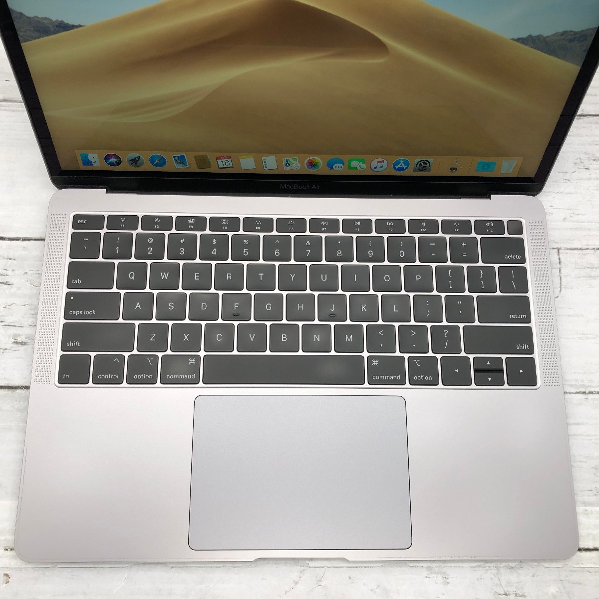 Apple MacBook Air Retina 13-inch 2018 Core i5 1.60GHz/16GB/256GB(NVMe) 〔B0122〕_画像3