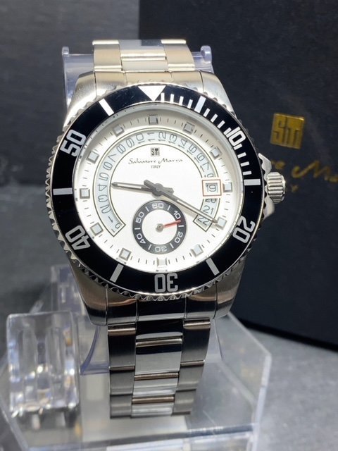 新品 Salvatore Marra サルバトーレマーラ 腕時計 正規品 クオーツ 5気圧防水 カレンダー スモールセコンド ステンレス メンズ プレゼント_画像3