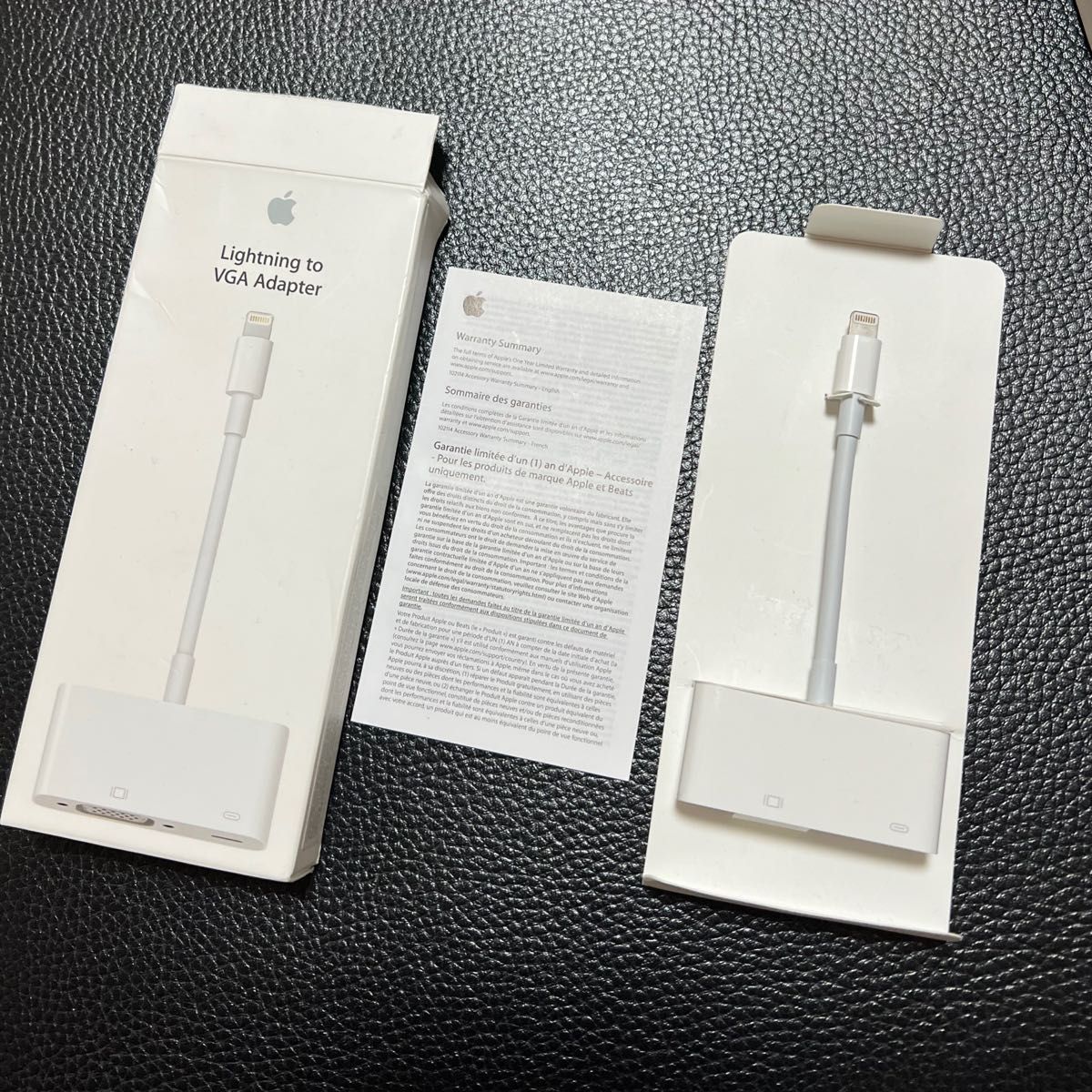 Apple Lightning to VGA アダプタ MD825ZM/A