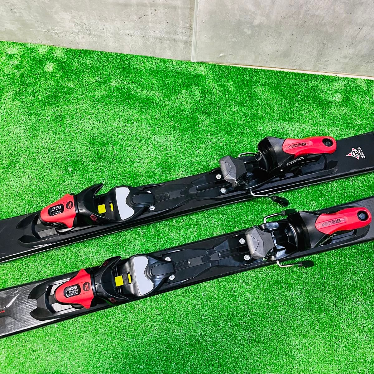良品 ROSSIGNOL ロシニョール スキー板 PMC3000 162cm 良品 ROSSIGNOL ロシニョール スキー板 PMC3000 162cm
