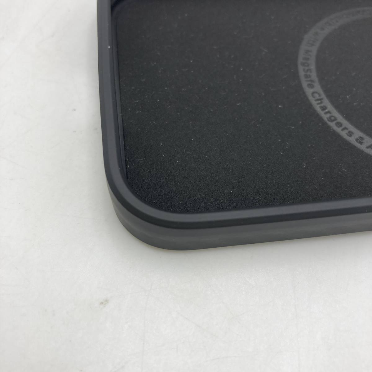 【美品】PITAKA iPhone15pro ケース 浮織1500Dアラミド繊維製 MagSafe対応 MagEZ Case 4/Y14096-P2_画像6