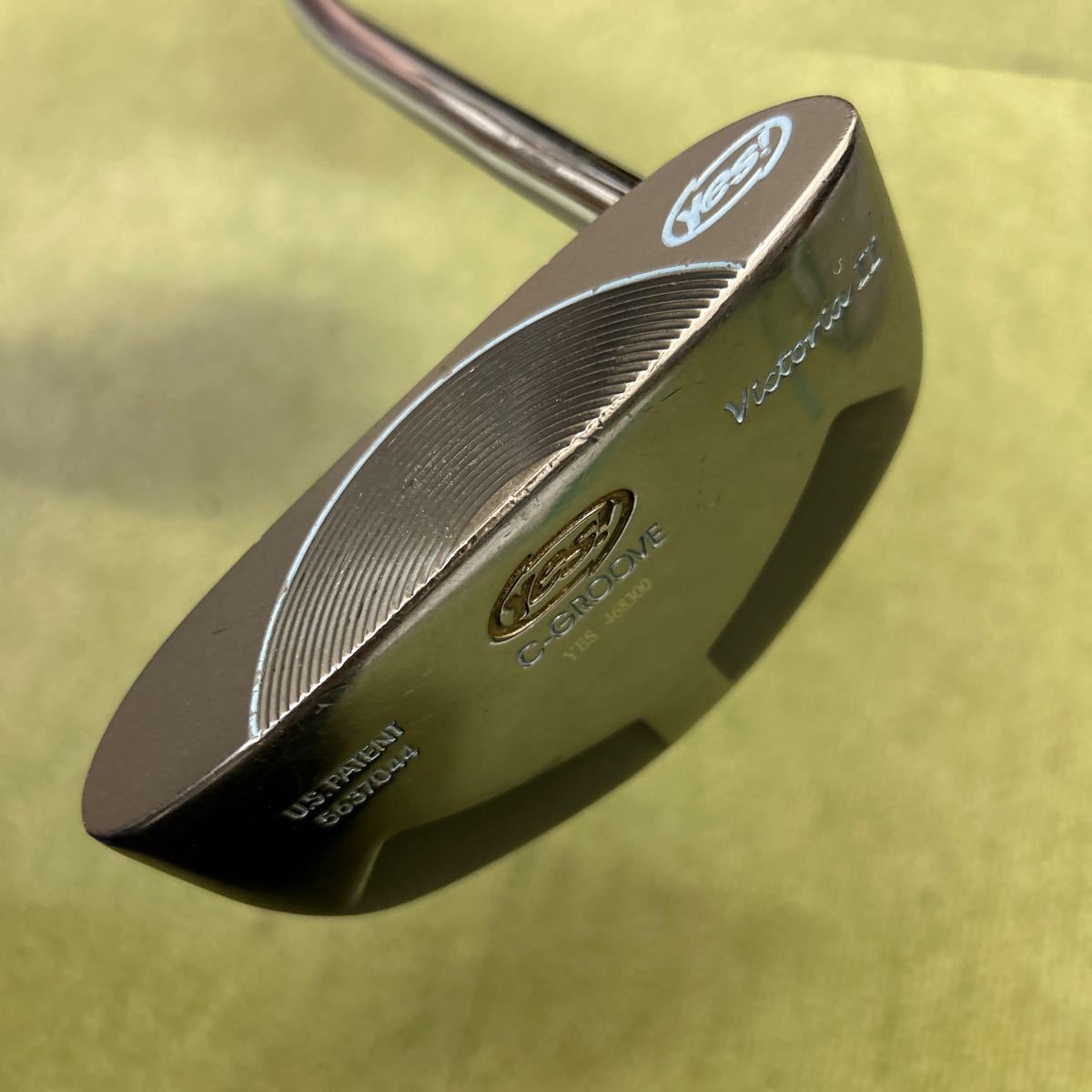 X965 Yes! C-GROOVE Victoria Ⅱ lady's for putter 33 -inch 582g