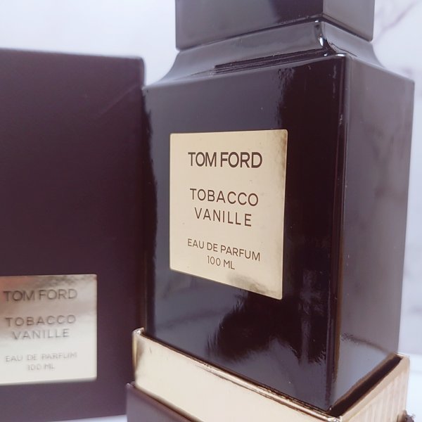 トム・フォード香水「タバコバニラ」100ml 現状品　箱傷汚れ　アウトレット　現品限り_画像8