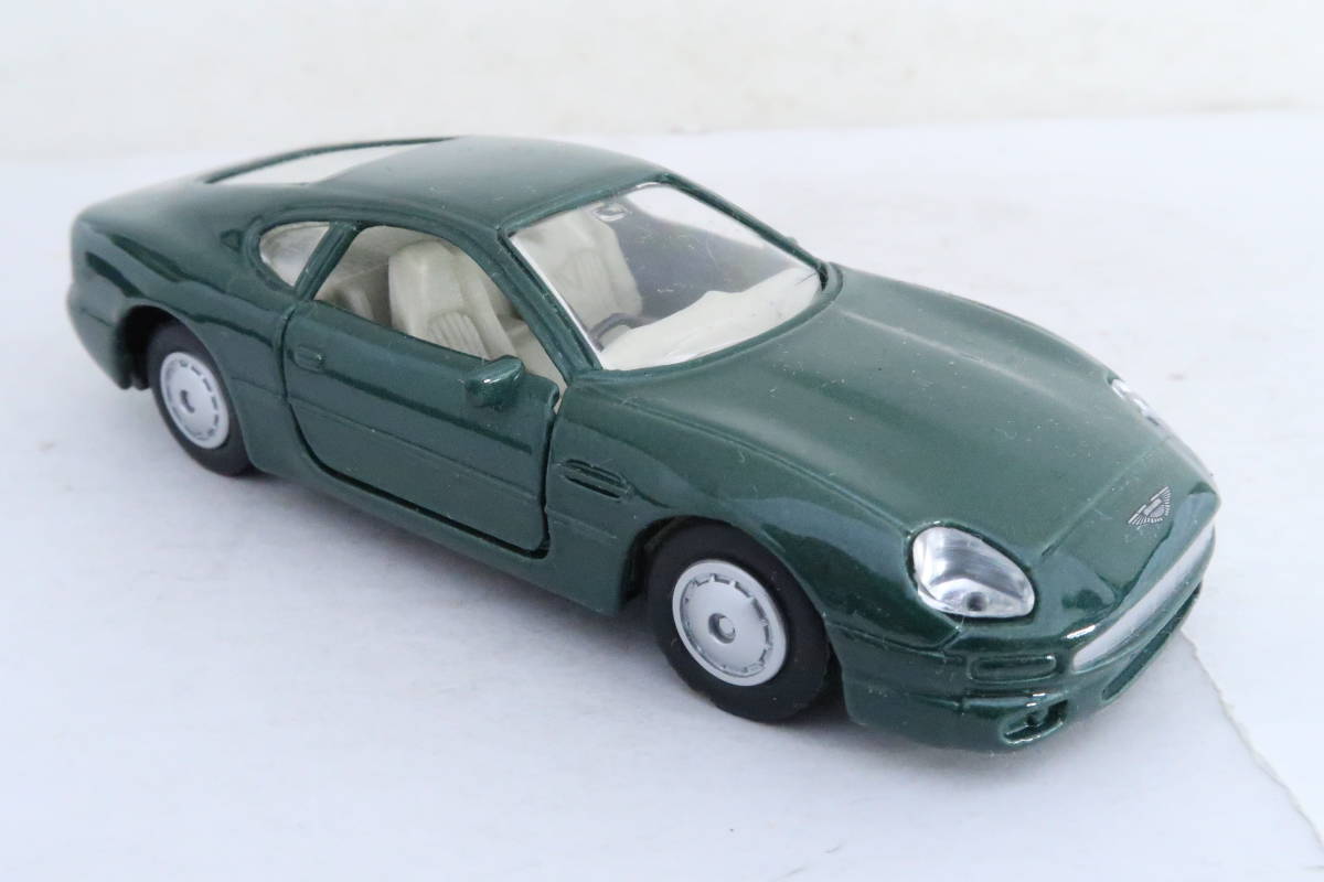 Maisto ASTON MARTIN VIRAGE DB7 アストンマーチン ヴィラージュ 箱無 難有 2台 1/40 ニイコ_画像6