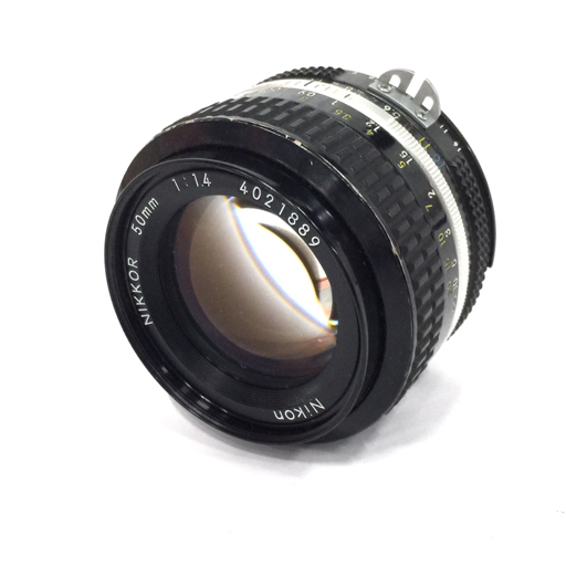 Nikon NIKKOR 50mm 1:1.4 カメラレンズ Fマウント マニュアルフォーカス QR125-69_画像1