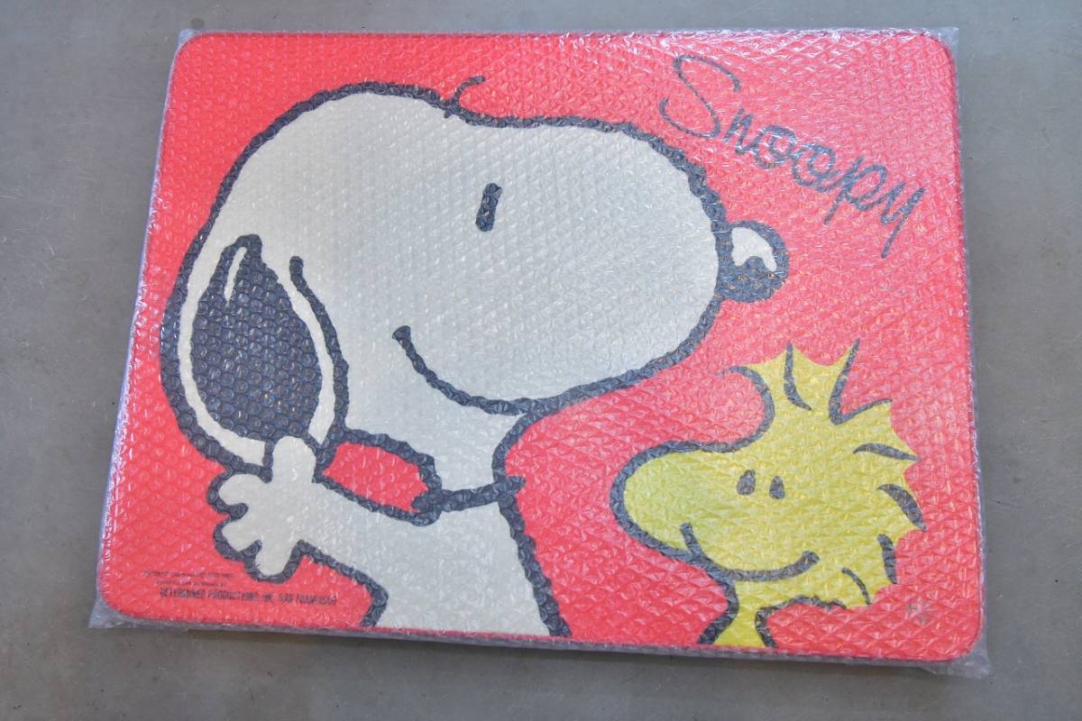 レトロ 当時物 ピーナッツ  PEANUTS スヌーピー ウッドストック 赤 折りたたみテーブル 机 テーブル サイズ 60ｘ45ｘ29cm の画像9