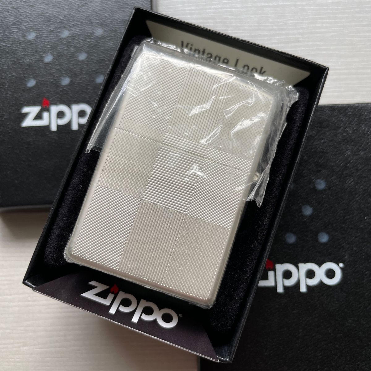 【未使用品】zippo 2009年 vintage シルバー両面加工デザイン オイルライター