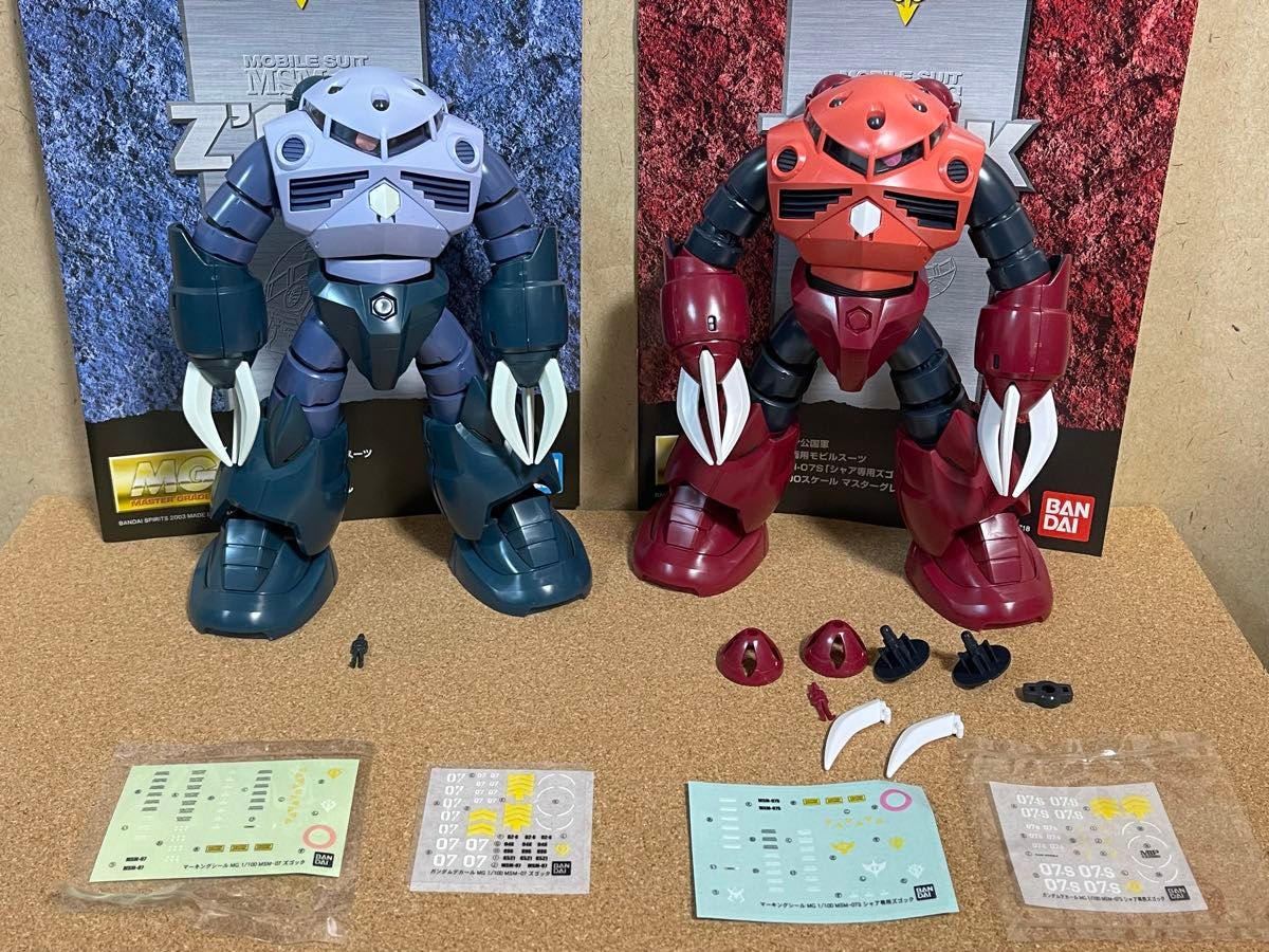 MG シャア専用 量産型 ズゴック アッガイ ゴッグ 素組完成品 4点 MG シャア専用 量産型 ズゴック アッガイ ゴッグ 素組完成品 4点