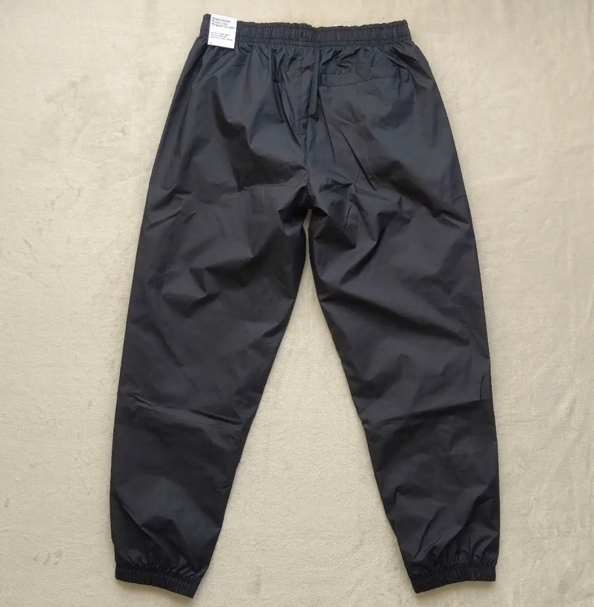 XL 新品 ナイキ ウーブンパンツ クラブ メンズ 黒 MCF ジョガー XL 新品 ナイキ ウーブンパンツ クラブ メンズ 黒 MCF ジョガー