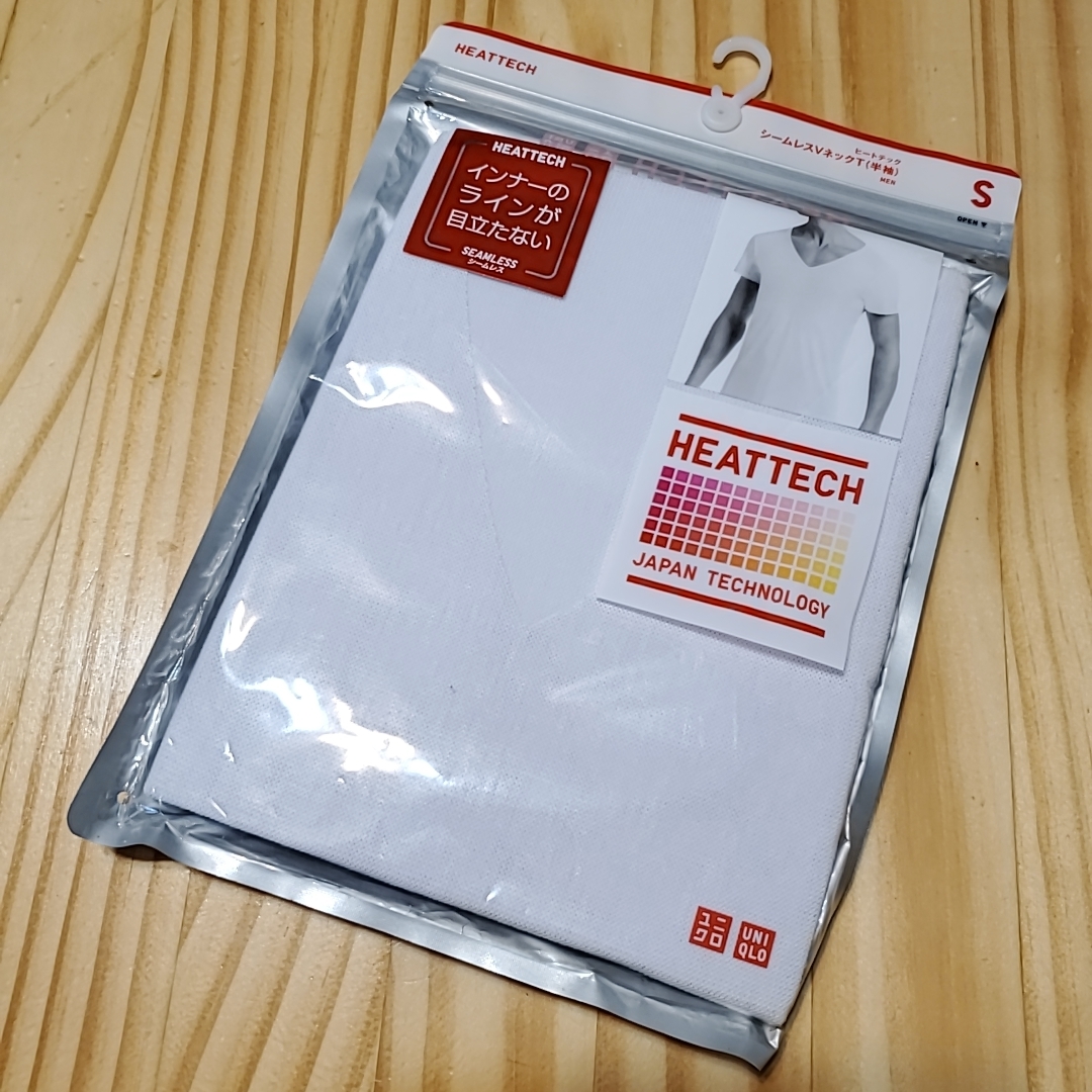 2115 UNIQLO ユニクロ S HEATTECH ヒートテック シームレス Vネック Tシャツ 半袖 白 ホワイト インナー インナーのラインが目立たない _画像1