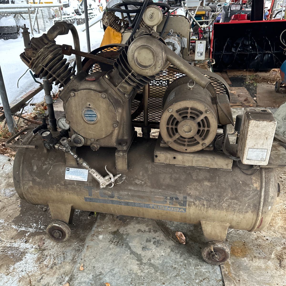 OSHIBA 東芝エアーコンプレッサー SP 105一37 T 動作確認済み OSHIBA 東芝エアーコンプレッサー SP 105一37 T 動作確認済み