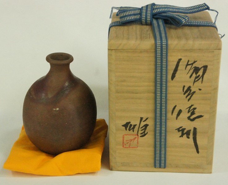 T　人間国宝　藤原雄　備前徳利　　 　　被せ焼の逸品　酒器　　共箱　状態良好　3911_画像2